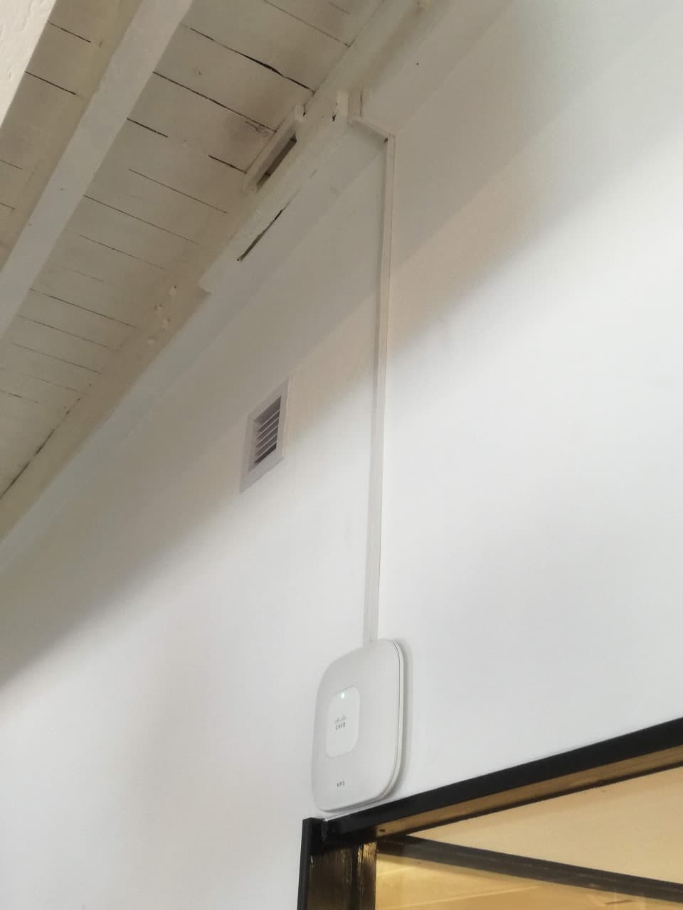 Wall-Mounted AP